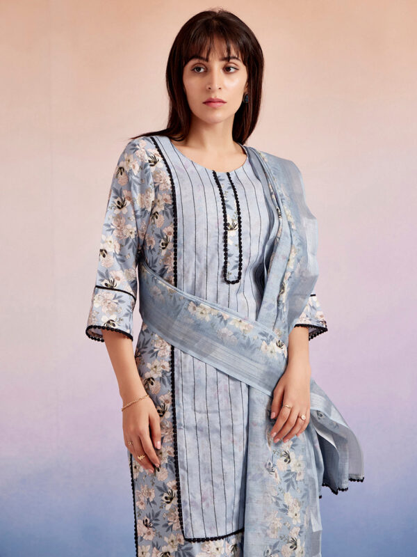 Blue Floral Printed Kurta Set With Dupatta - Image 6