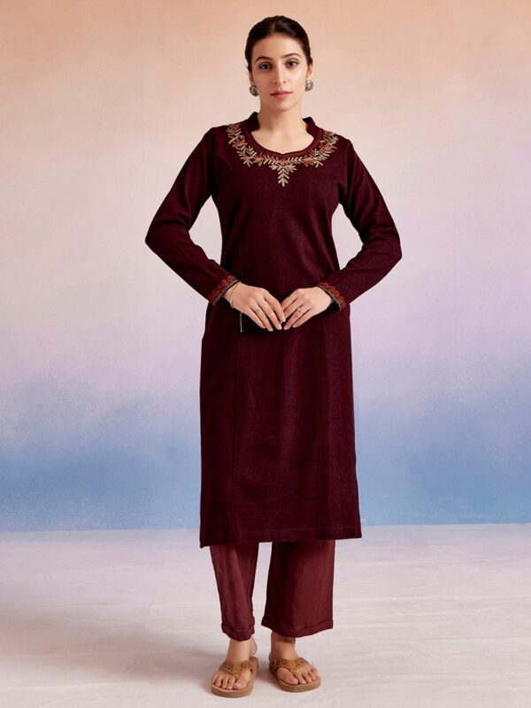 Maroon Embroidered Woolen Straight Kurta - Image 3